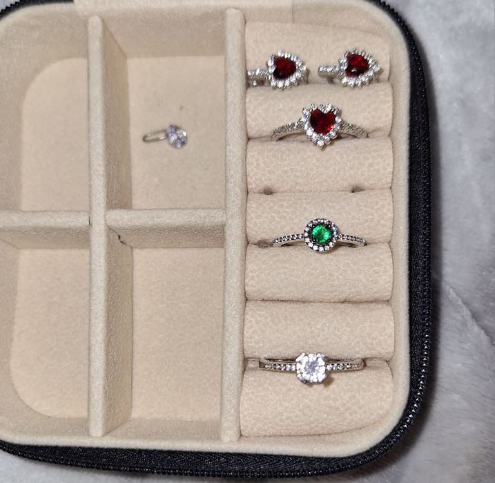 Продам кольца серебряные новые