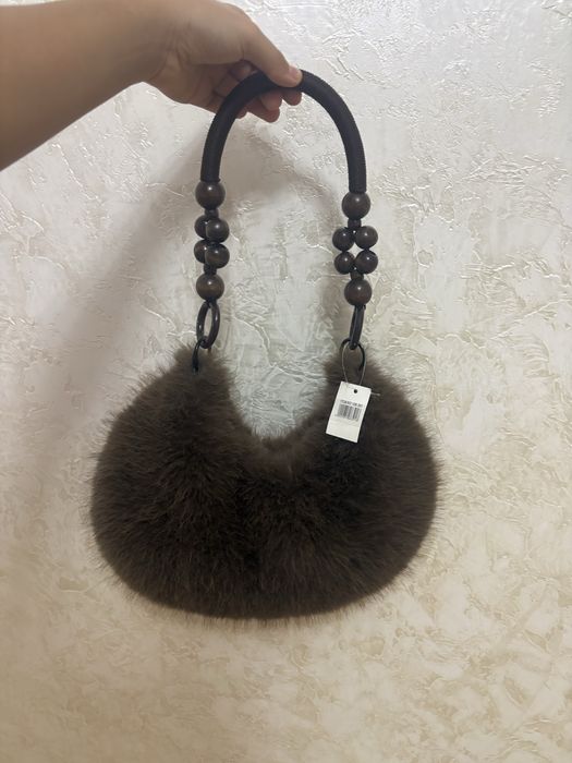 Коричневая сумка с мехом