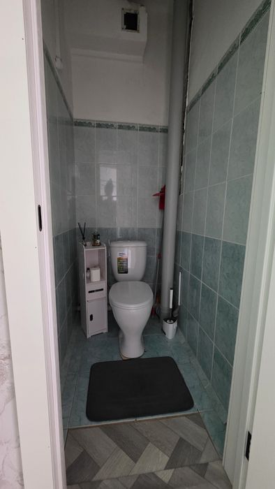 Продам квартиру в центре.