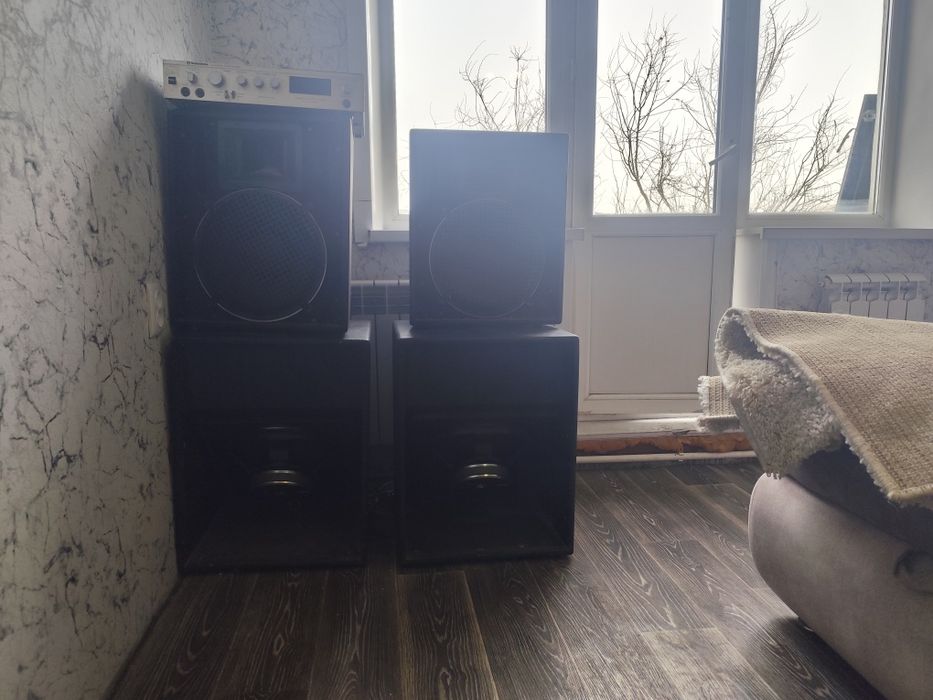 Продам колонки сабвуфер