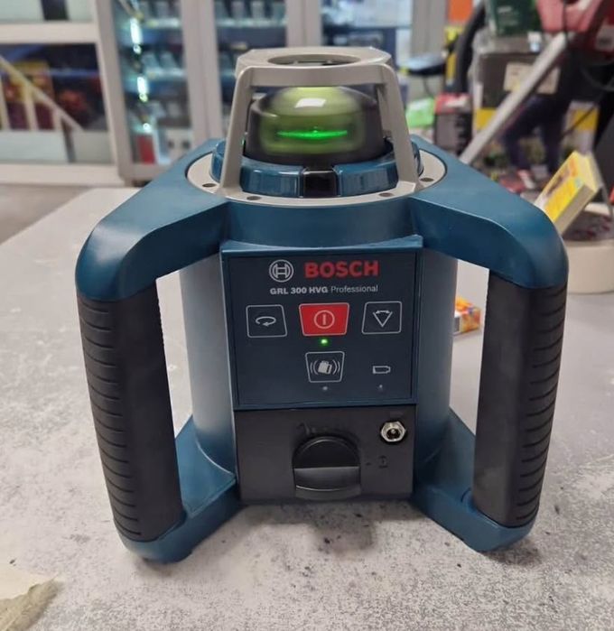 Многолинеен лазерен нивел Bosch grl 300