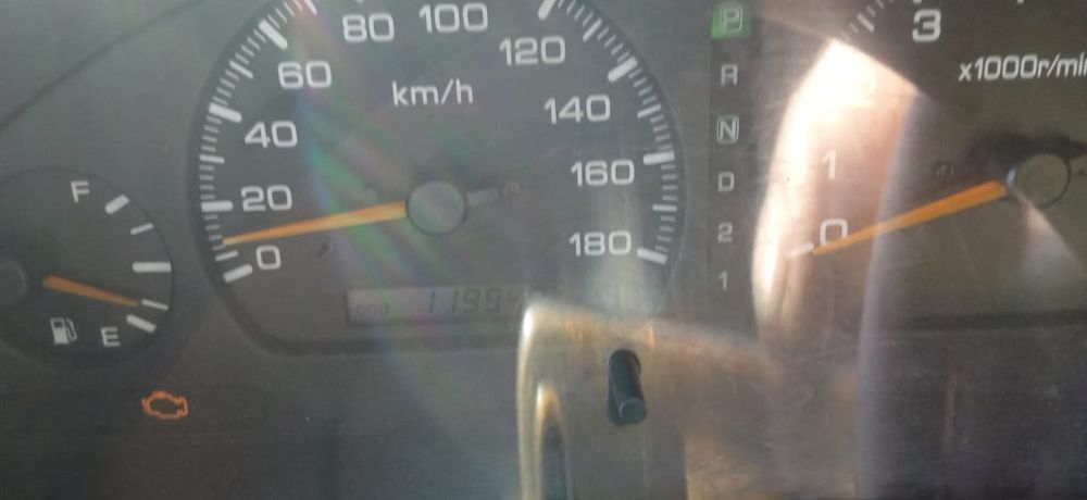 Продам Ниссан Серена 1997гв.