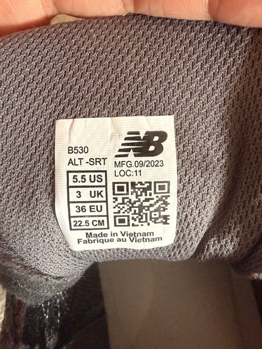 New Balance 9060