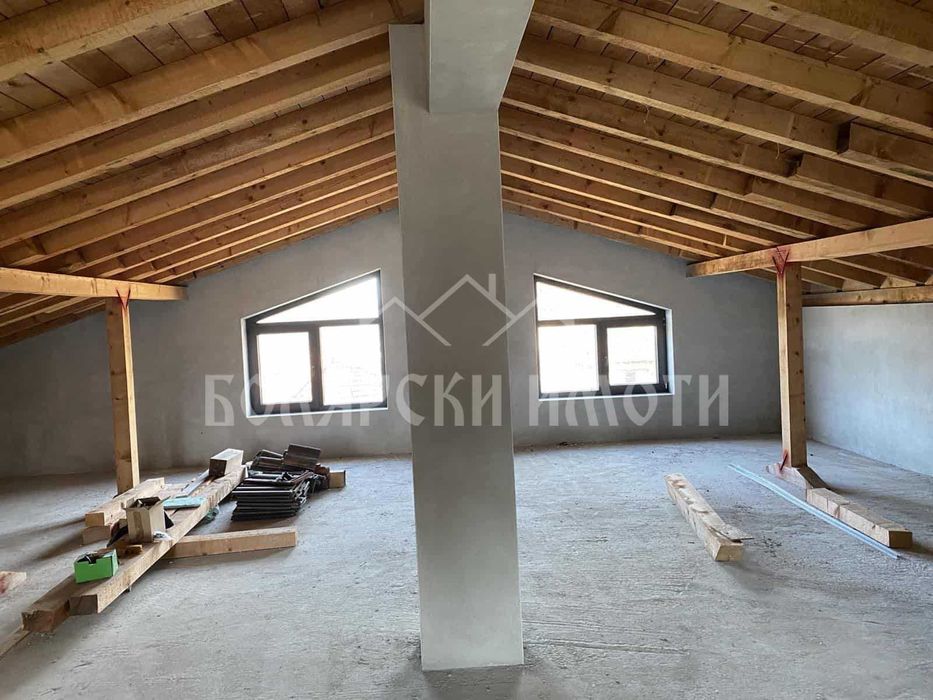 Продава се Къща в с. Присово, Област Велико Търново - 217 кв.м за 1060 €/кв.м - Снимка #9