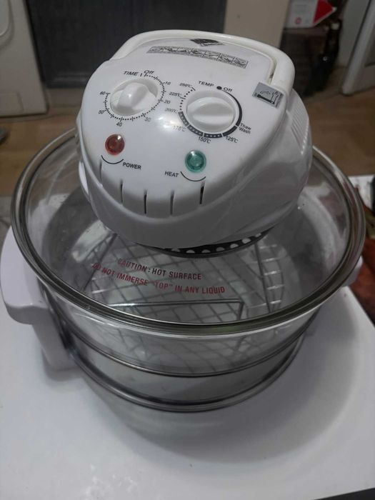 халогенен конвекционен готварски уред