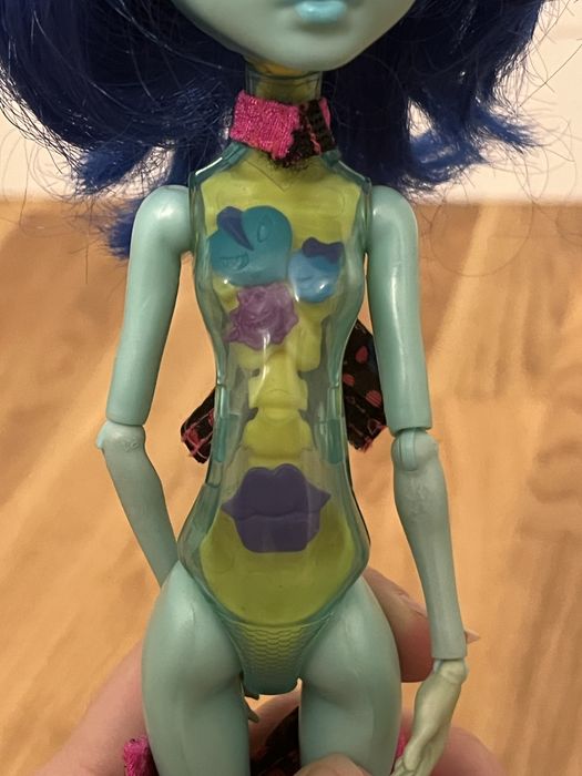 кукла монстер хай