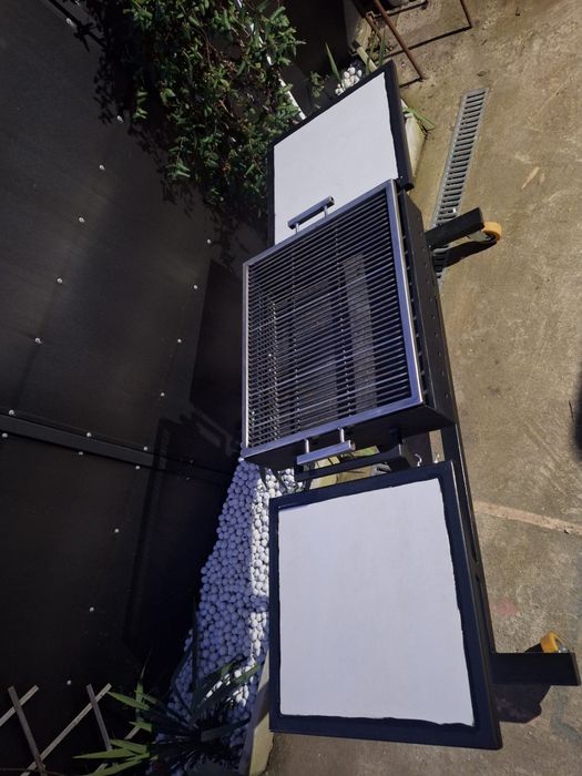 Grătar cu doua suporturi