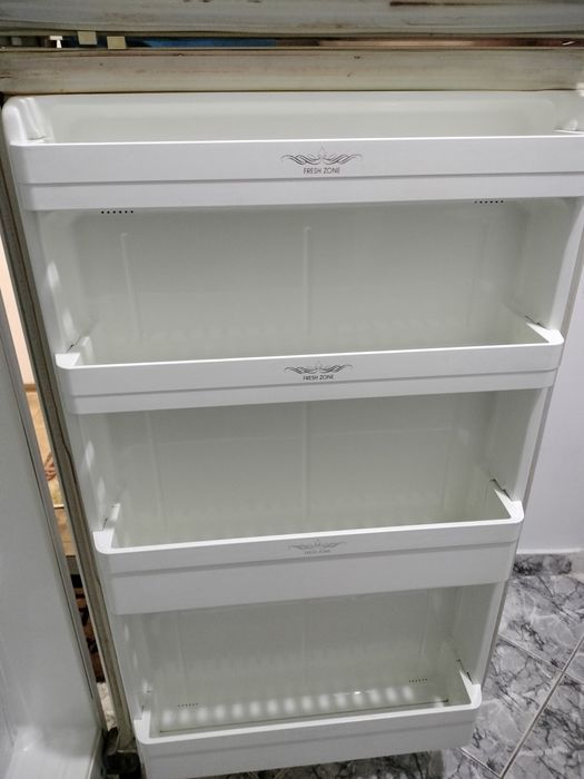 Vand frigider NEFUNCȚIONAL Daewoo