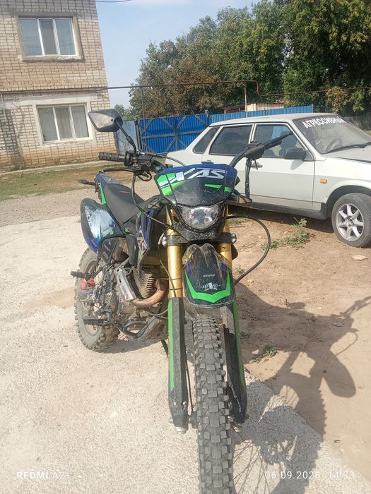 Парадом Мот эндуро