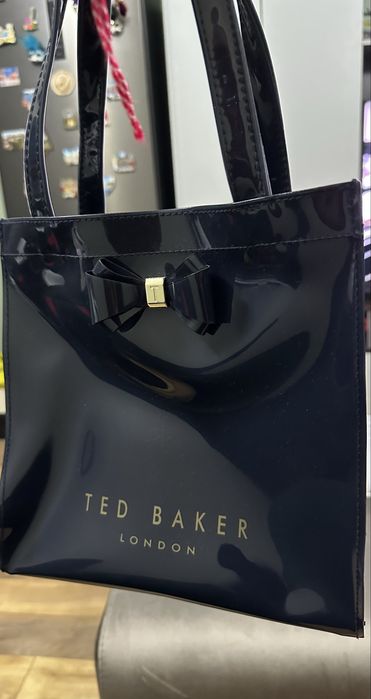 Оригинален комплект чанта и несесер Ted Baker