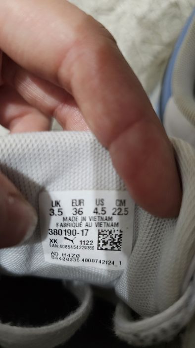 Sneakersi Adidași Puma albi cu detalii albastre baby-blue, nr 36