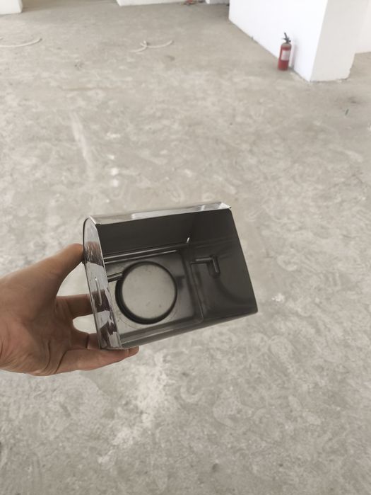 держатель туалетной бумаги / tualet qogoz usglaydigan /