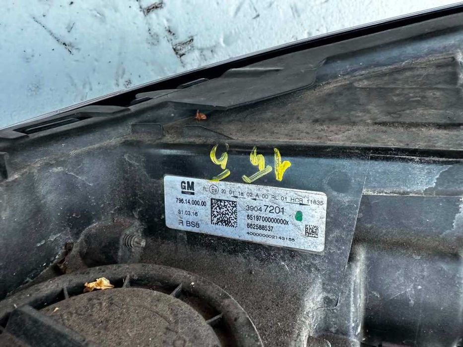 Far stanga  dreapta cu lupa Opel Astra K 39047200 662588537