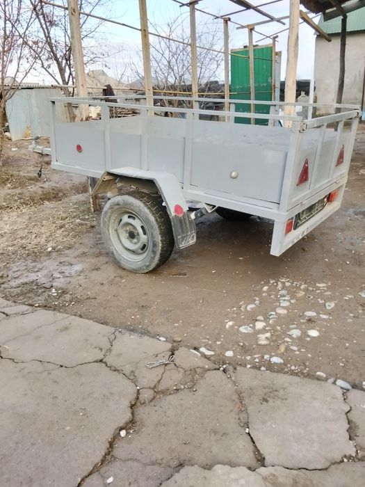 Прицеп сатылады.