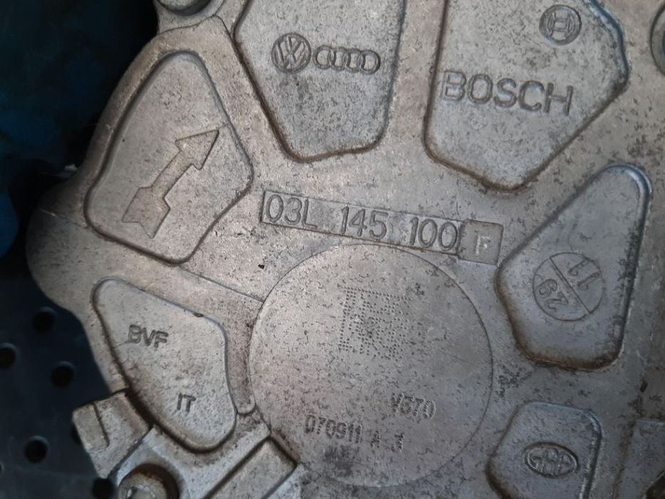 Pompa vacuum 2.0 tdi vw golf 6 audi a4 b8 audi a5 8t seat altea 5p 03l145100f