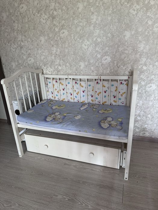 Детская кроватка (елка в подарок)