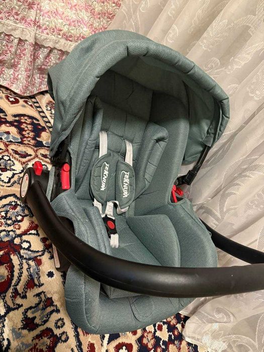 Болалар автокреслоси сотилади