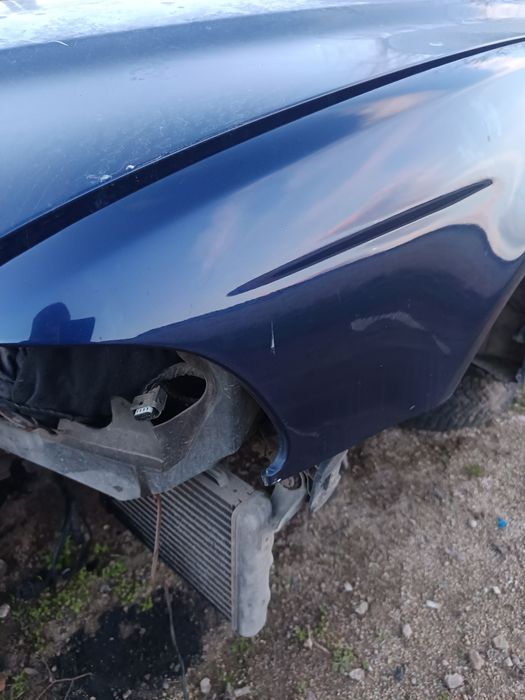 Преден ляв калник за бмв е39