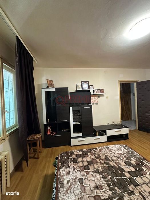 Garsonieră spațioasă | Parter | Mobilată și utilată | Balcon |