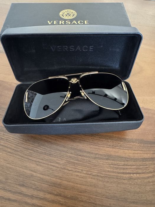 Оригинални слънчеви очила Versace VE2255 OVE2255 Gold – Нови