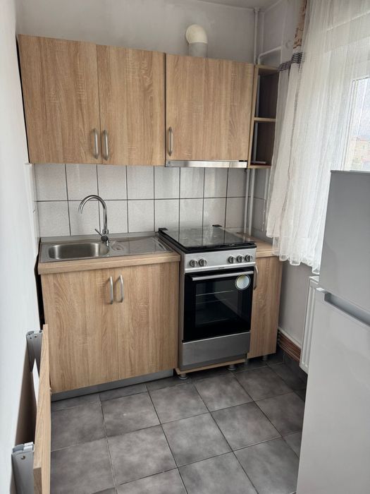 Garsoniera de inchiriat