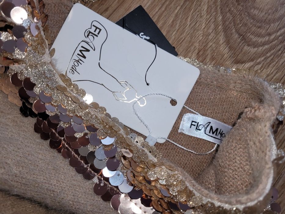 Ефектен нов пуловер с пайети