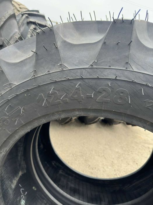 Cauciucuri  tractor 12.4/11-28 cu 12 pliuri PANTHER