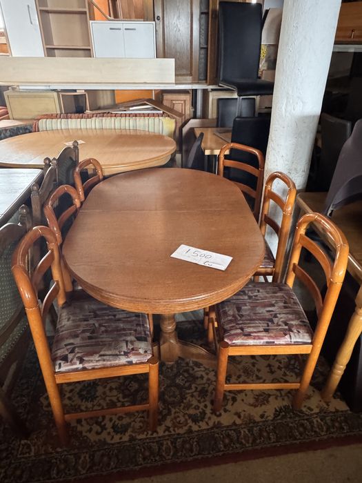 Masa cu scaune lemn masiv