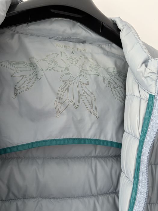 Patrizia Pepe бледо синьо яке XS с гъши пух