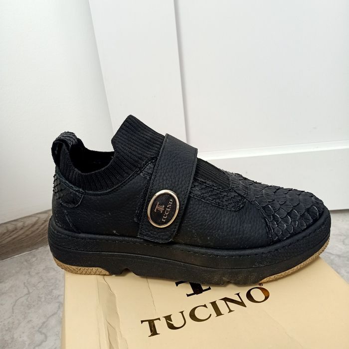 Продом зимнюю обувь