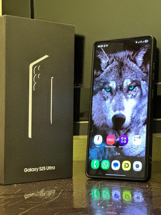Продается Самсунг S25 ультра