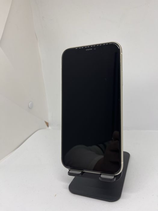 Iphone 11 128 GB Pintel kz 09176