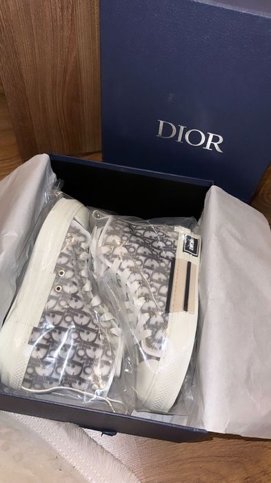 Adidași Dior +cutie