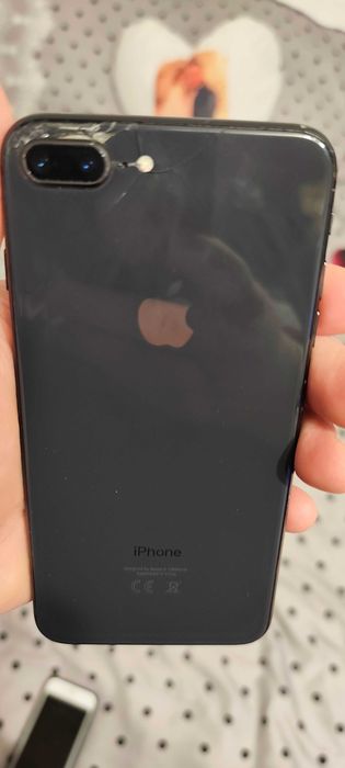 iPhone 8 plus și iPhone 7 ambele 400 ron