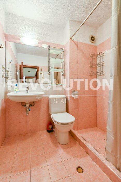 Дава се под наем Многостаен апартамент в София, Стрелбище - 117 кв.м за 650 € - Снимка #8