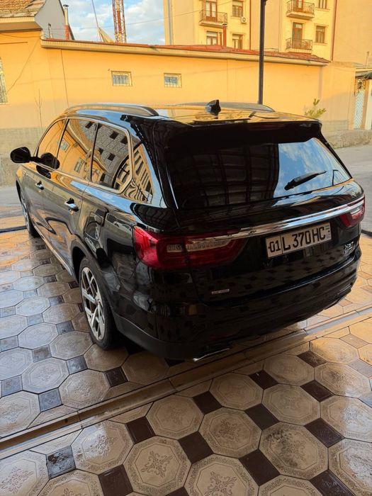 Arenda honji jip kraska toza