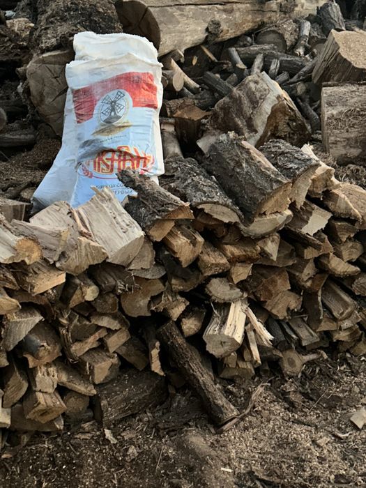 Дрова в мешках продам