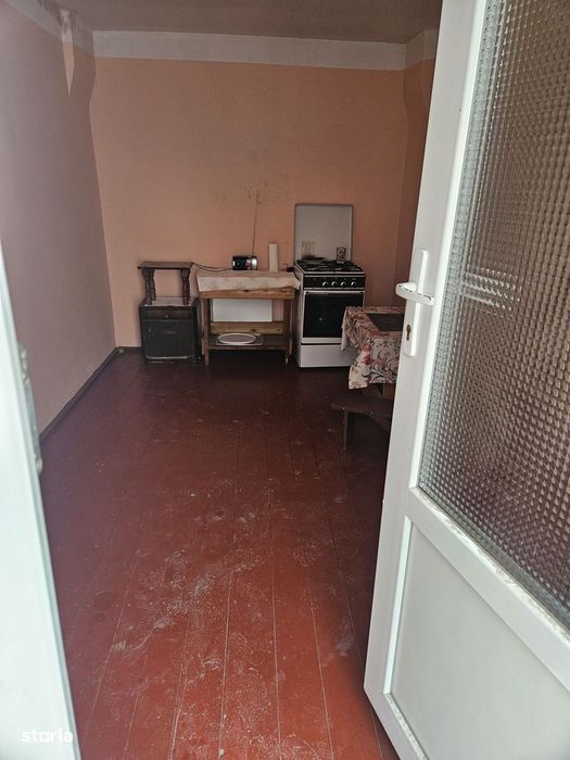 Casa de vanzare în Cunța