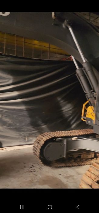 Гусиничний экскаватор сотилади VOLVO EC210B 2018 ноябрь