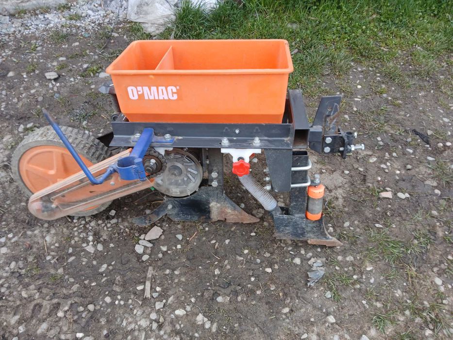 Semanatoare porumb 1 rand motocultor