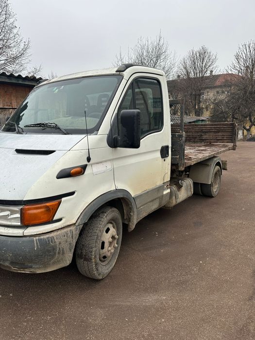 Vând iveco basculabil