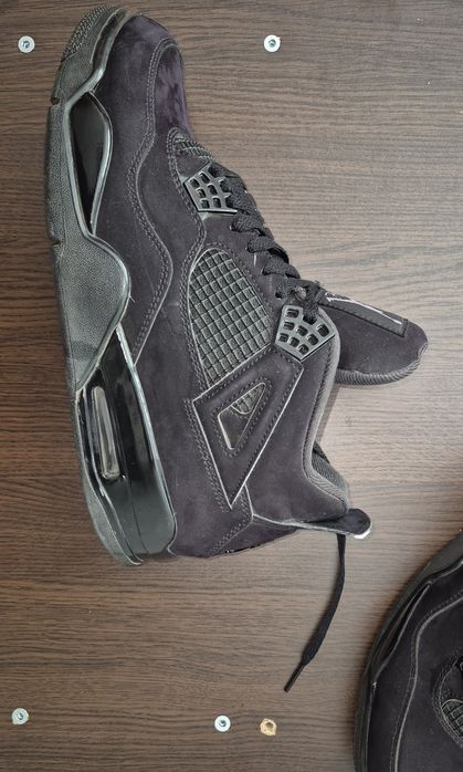 Jordan 4 Black Cat