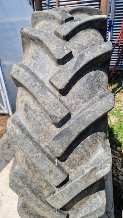 ANVELOPĂ agricolă 13.6-28 marca Petlas