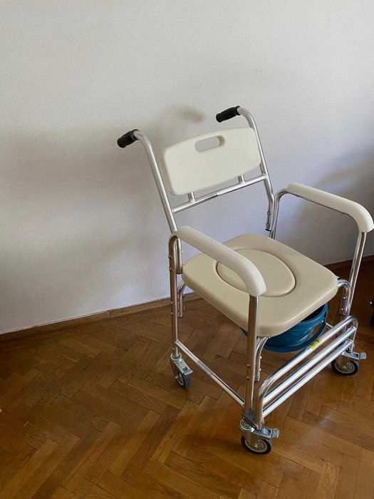 vanzare toaleta mobila