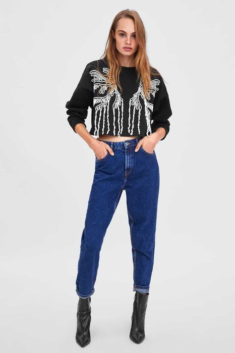Zara -суитшърт със скъсена кройка и бродерии