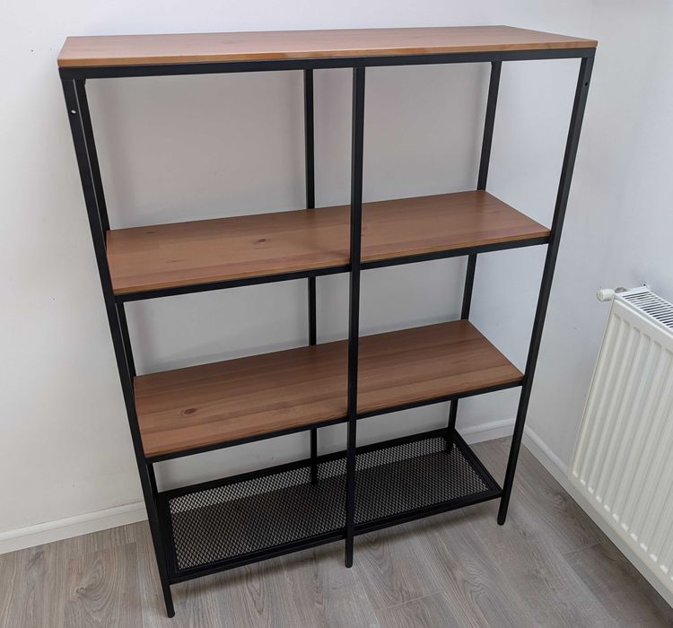 Etajeră / Bibliotecă IKEA Fjällbo metal și lemn, 100x136 cm