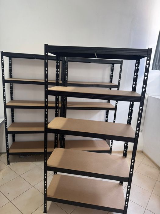 Vând 7 rafturi de depozitare  preț 100  per bucată