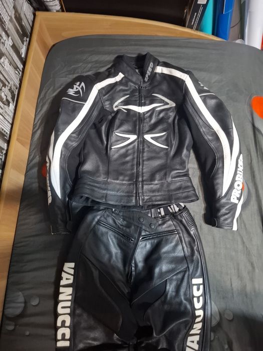 Costum moto femei