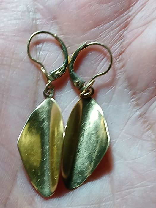 Cercei aur 8k marcaj 333 , 1.92 gr , pret 260 lei gr , 500 lei