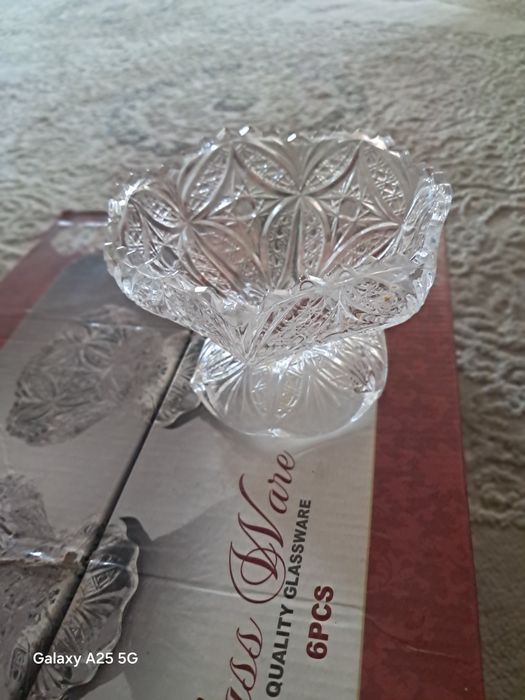 Продам конфетницу